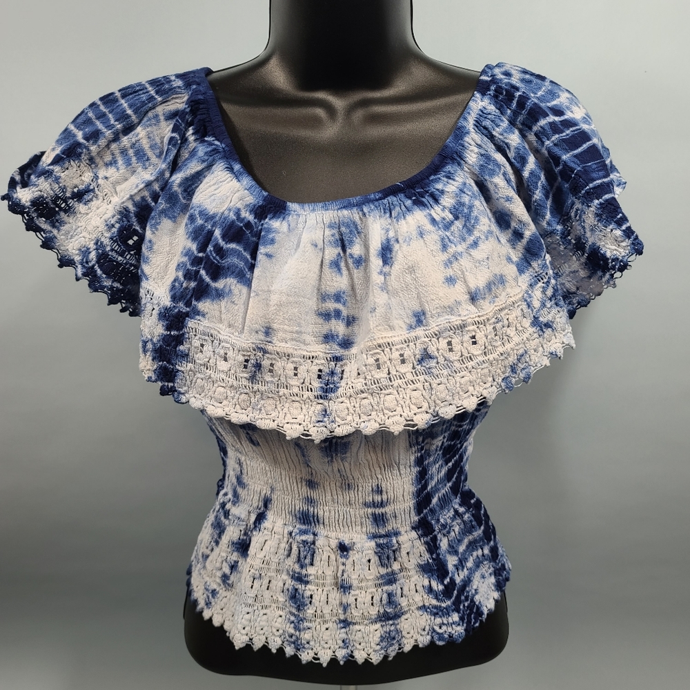 Blanco Blue & White Tie Die Top Labled Medium But Fits My Manniquin Like XS